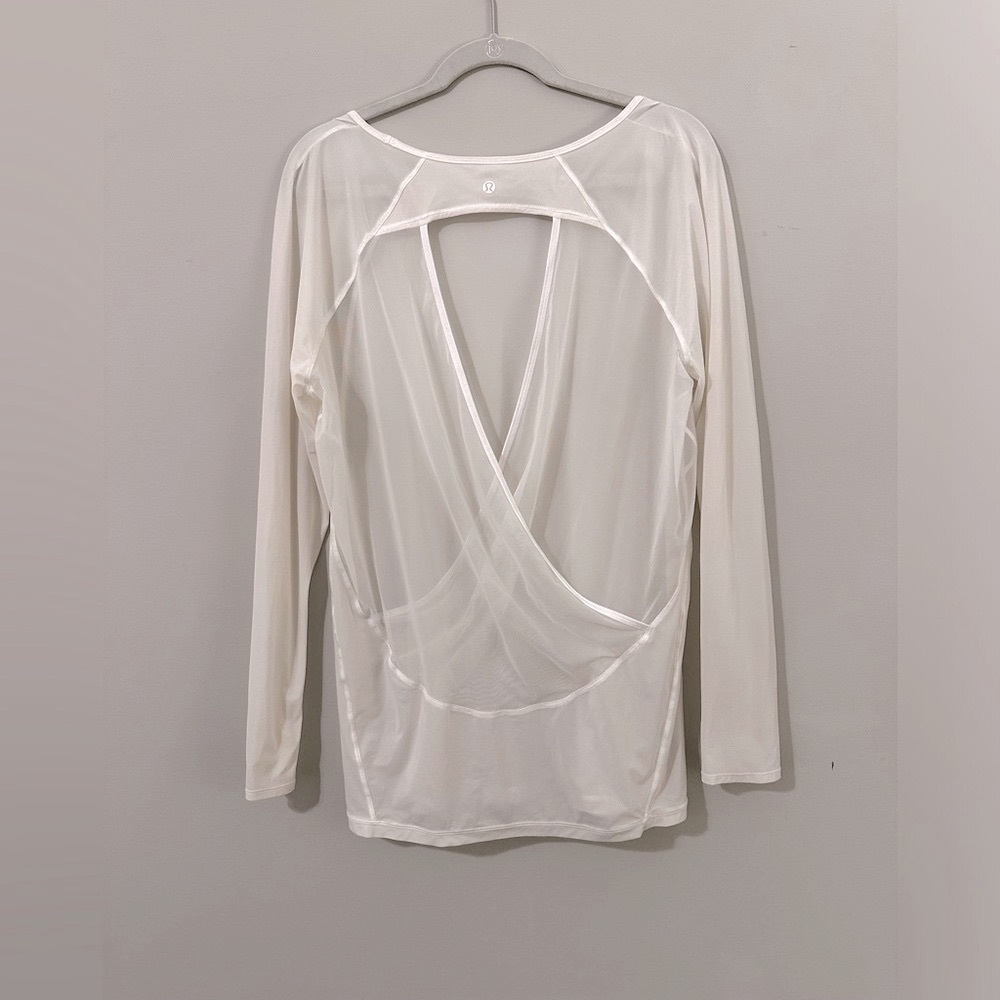 Lululemon yoga top